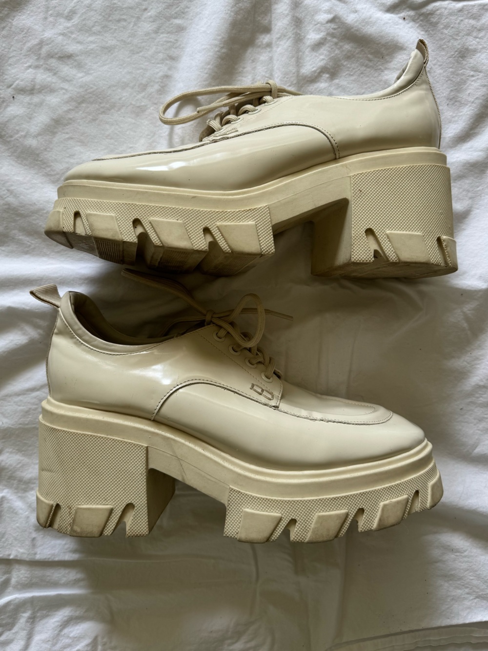 Nine West Cream Pleather Chunky Platform Loafers
